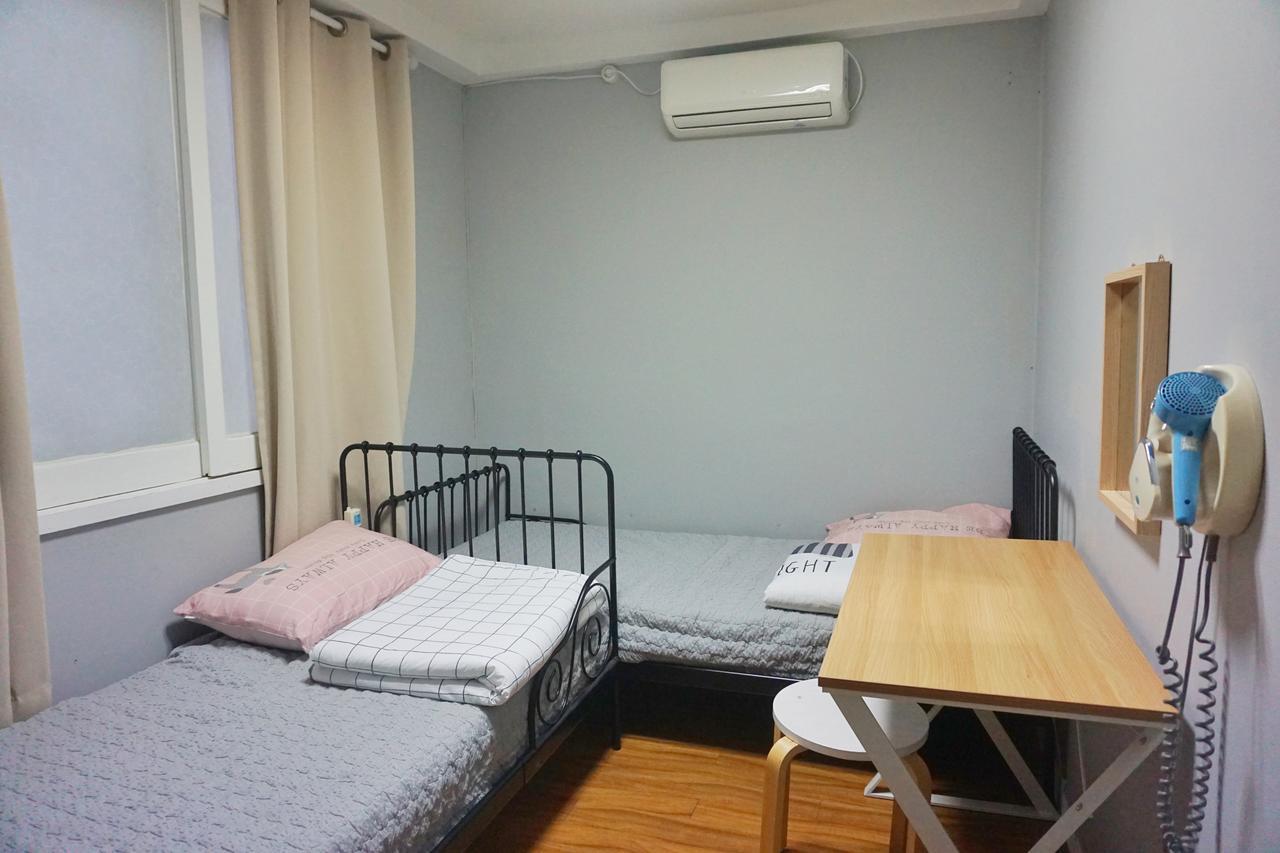 Tiara Guesthouse โซล ภายนอก รูปภาพ