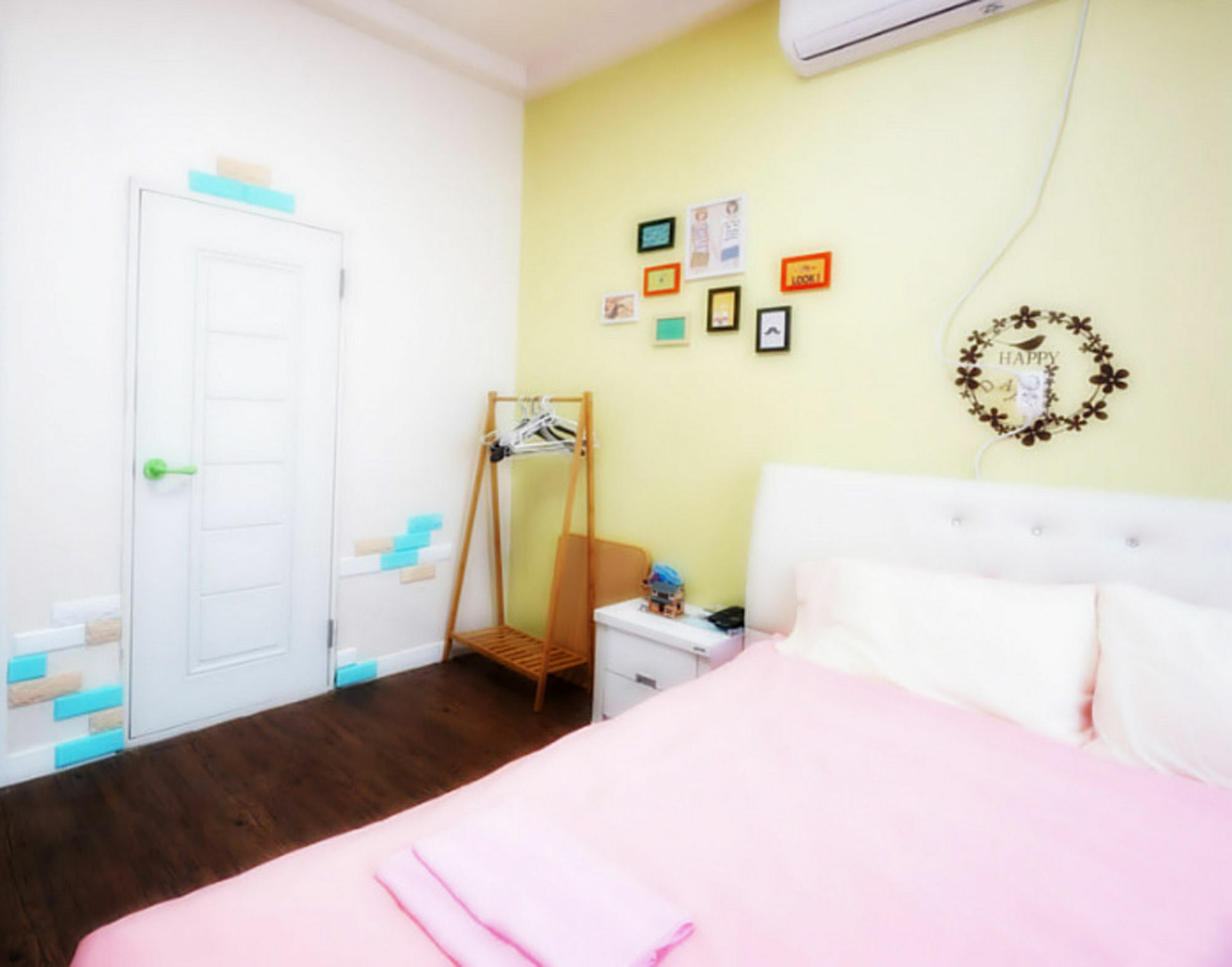 Tiara Guesthouse โซล ภายนอก รูปภาพ