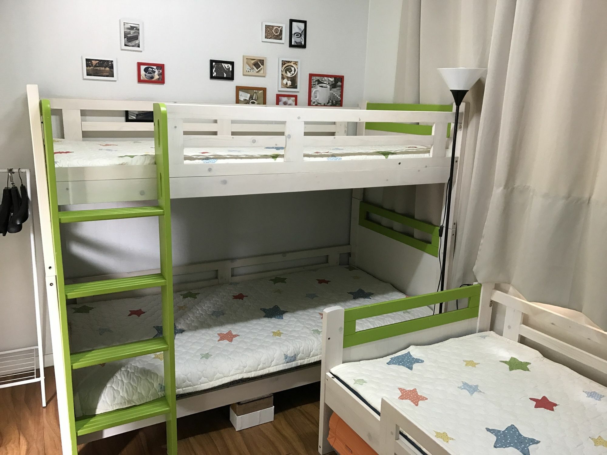 Tiara Guesthouse โซล ภายนอก รูปภาพ